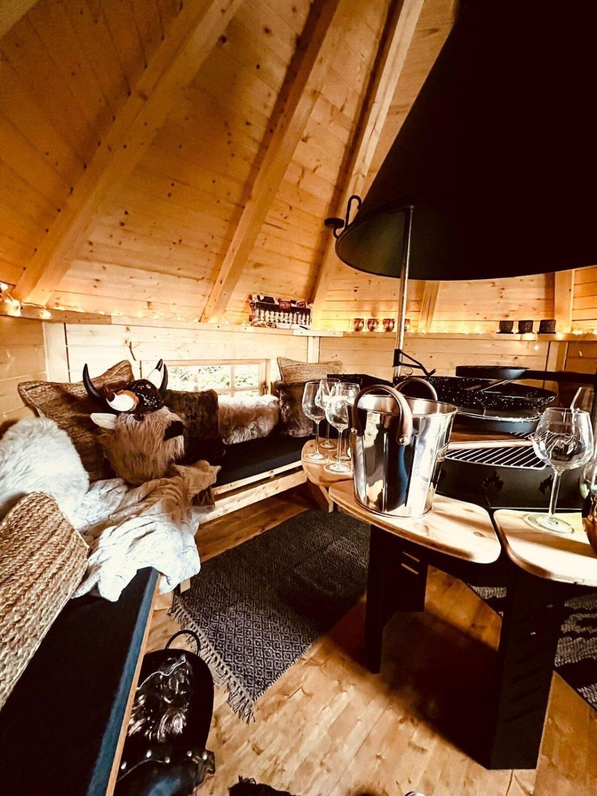 4 - Bbq Hut - Log Burner - Valley Views * Pont Sticill